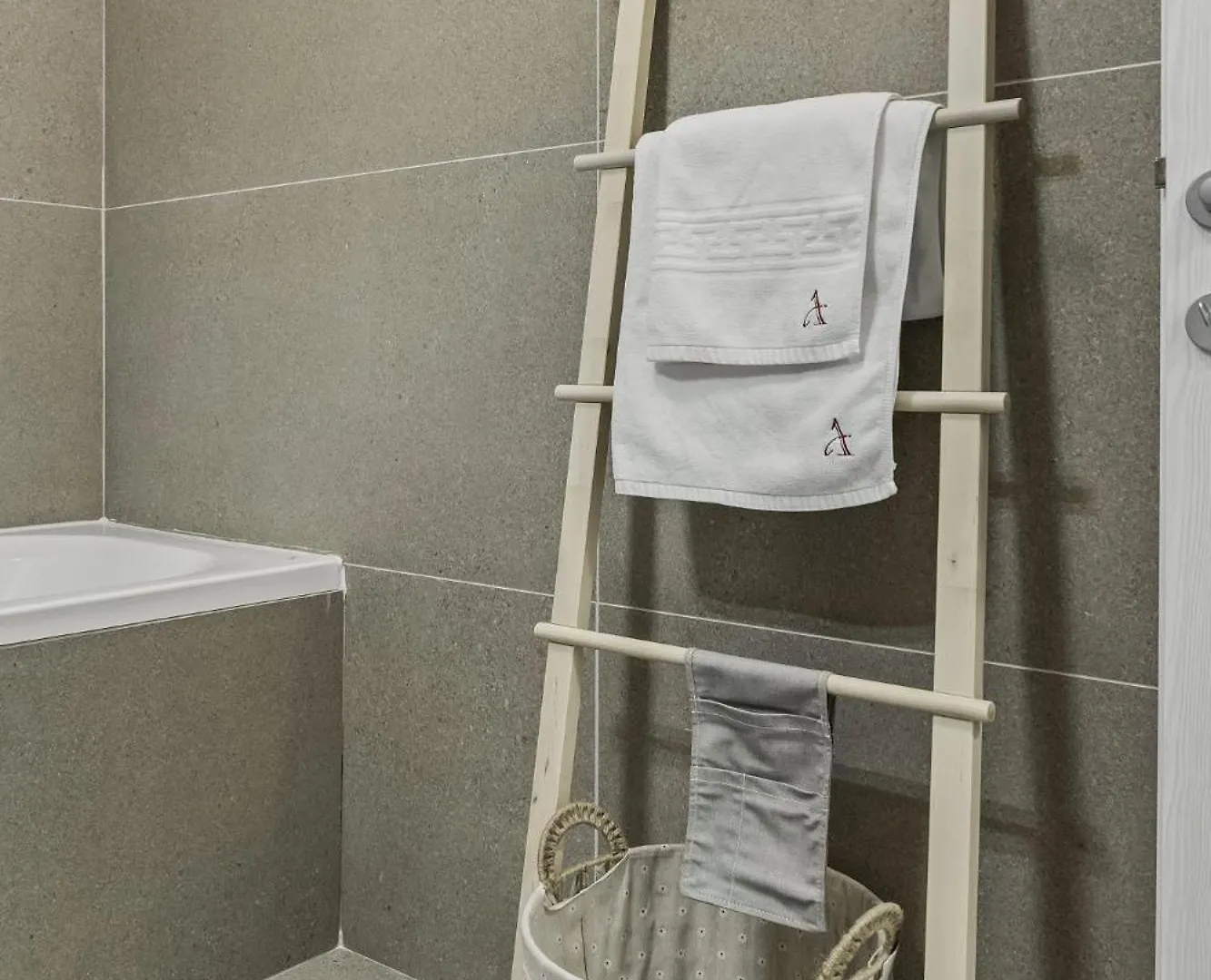 Amo Apartment Voluntari 0*,